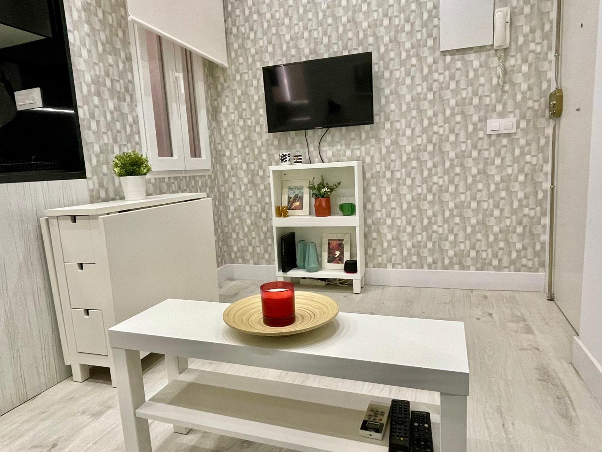 Adorable Apartamento En Chamberi Apartment Madrid Luaran gambar
