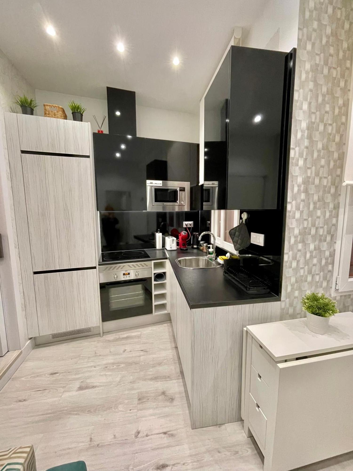 Adorable Apartamento En Chamberi Apartment Madrid Luaran gambar