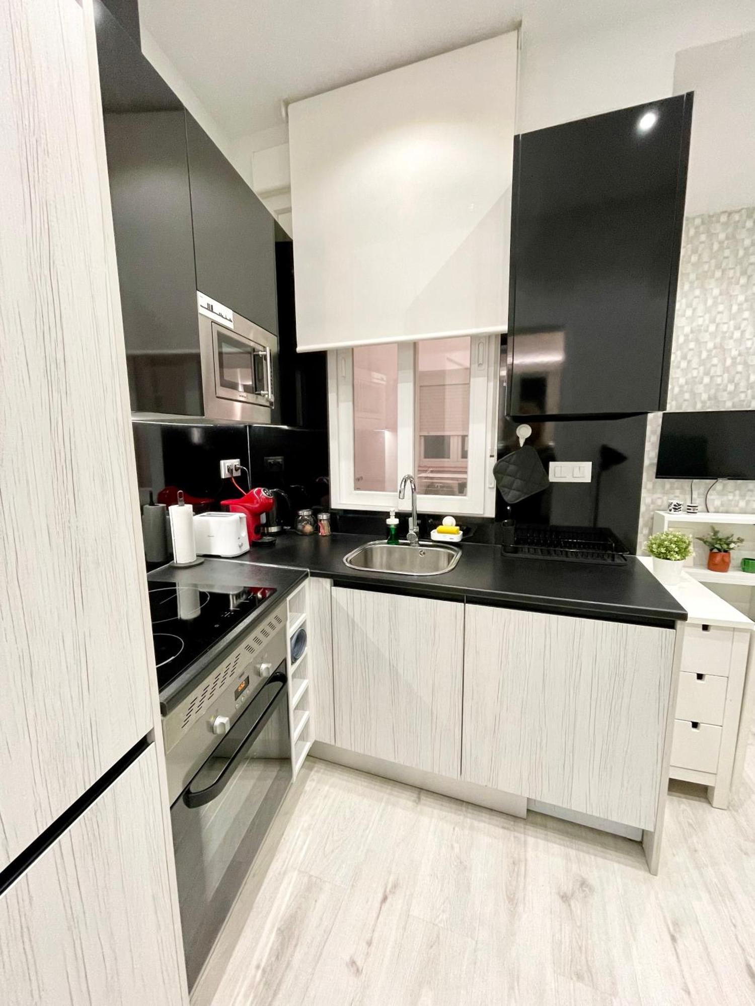 Adorable Apartamento En Chamberi Apartment Madrid Luaran gambar